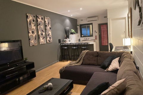 Apartment On Tennyson - Accommodation BNB 7