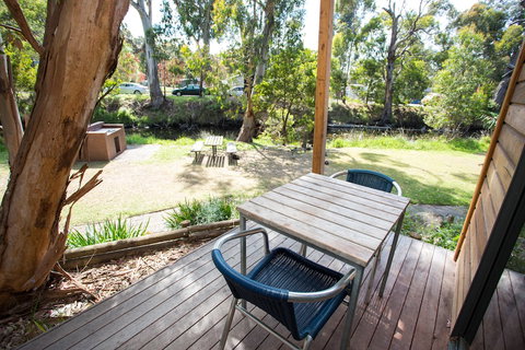 Lorne Foreshore Caravan Park - Accommodation BNB 2