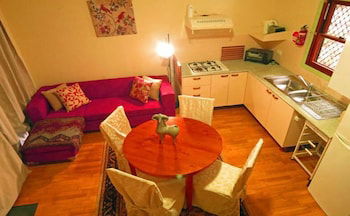 Barrington Wilderness Cedar Lodge Accommodation - Accommodation BNB 6