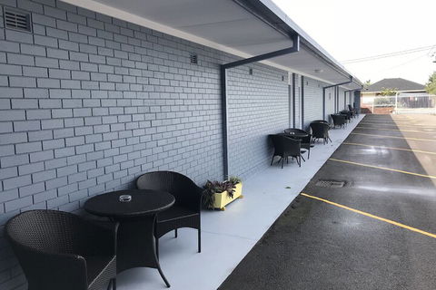 Lakeview Motor Inn - Accommodation BNB 2