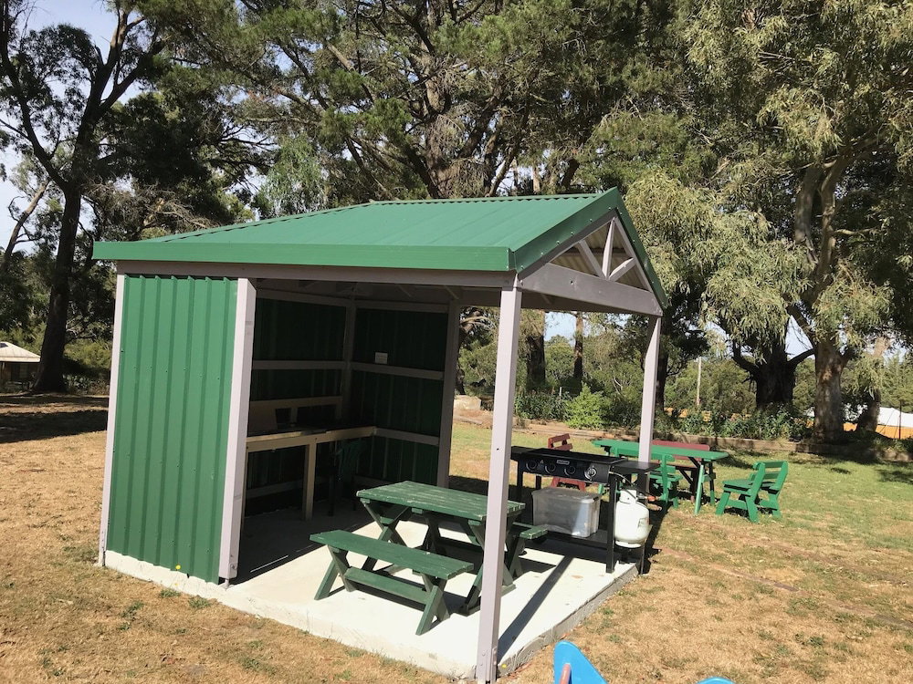 Warrenheip VIC Accommodation BNB