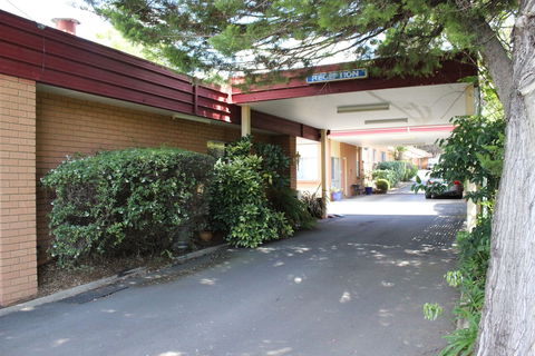 Westwood Motor Inn - Accommodation BNB 3