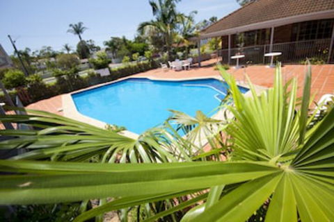 Island Palms Motor Inn - Accommodation BNB 0