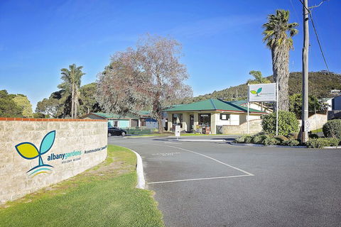 Albany Gardens Tourist Park - Accommodation BNB 1