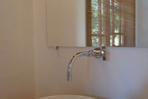 Emaroo Hotel Port Hughes - Accommodation BNB 4