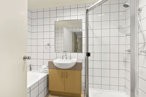 Andari Holiday Apartments - Accommodation BNB 4