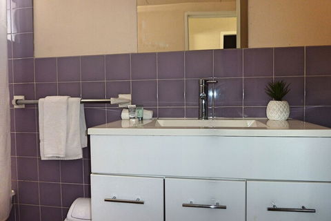Jadran Motel & El Jays Holiday Lodge - Accommodation BNB 4