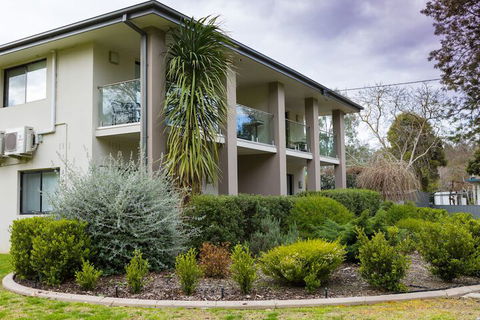Apex Park Holiday Apartments - Accommodation BNB 2