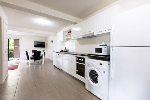 Apex Park Holiday Apartments - Accommodation BNB 1