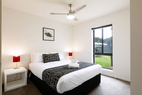 Apex Park Holiday Apartments - Accommodation BNB 4