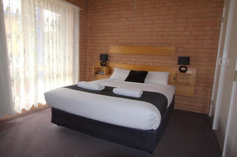 Blue Whale Motor Inn & Apartments - Accommodation BNB 5