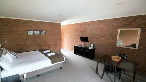 Ashleigh Court Motor Inn - Accommodation BNB 6