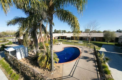 Ashleigh Court Motor Inn - Accommodation BNB 2