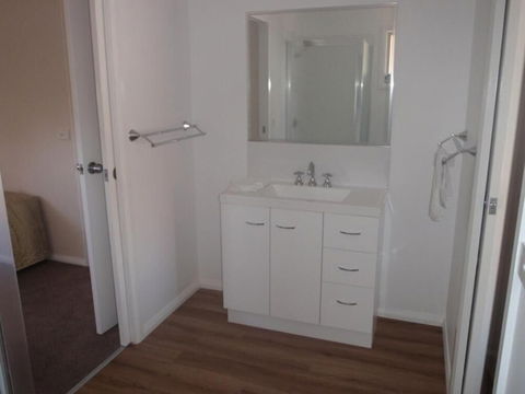 Ashleigh Court Motor Inn - Accommodation BNB 5