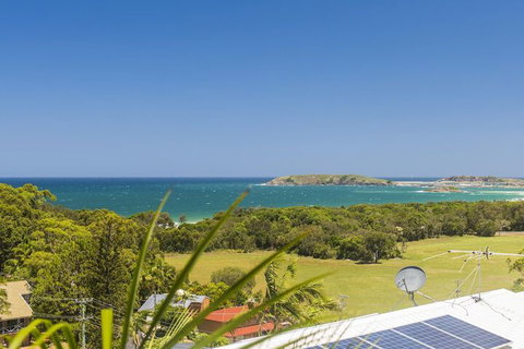 McAuleys Beach House - Accommodation BNB 7