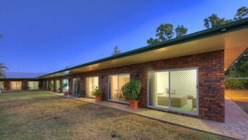Heritage Lodge Motel - Accommodation BNB 2