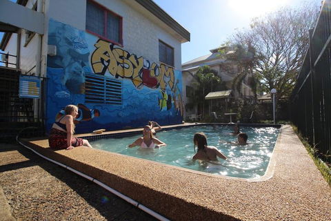 Asylum Cairns Hostel - Accommodation BNB 4