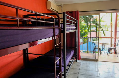 Brisbane Backpackers Resort - Hostel - Accommodation BNB 4
