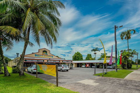Tropical Lodge - Accommodation BNB 2
