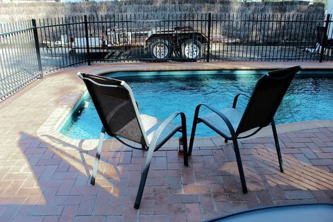 Golden River Motor Inn - Accommodation BNB 2