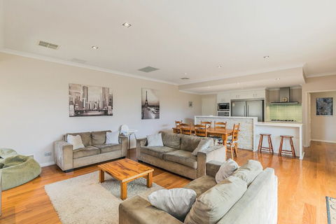 Ocean Keys Cottage - Accommodation BNB 7
