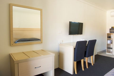Cherry Blossom Motel - Accommodation BNB 2