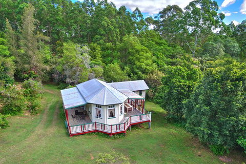 Avalon Noosa Farm Cottages - Accommodation BNB 3