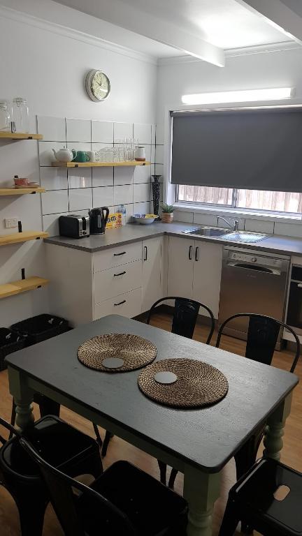 At Home Apartments - Accommodation BNB 5