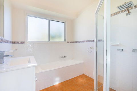 Breeze In Mollymook - Accommodation BNB 7