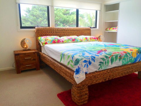 Award Winning Beach Front Retreat - Accommodation BNB 5