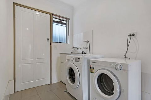 Adelaide Holiday Homes - Accommodation BNB 2