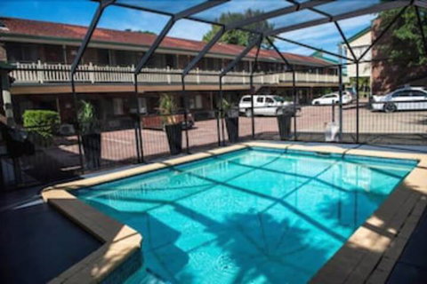 Garden City Motor Inn Mt Gravatt - Accommodation BNB 1