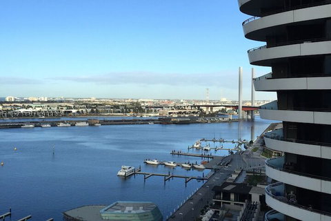 Apartments Melbourne Domain New Quay Docklands - Accommodation BNB 2