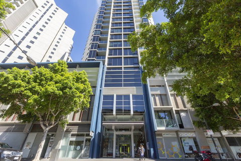 Apartments Melbourne Domain New Quay Docklands - Accommodation BNB 1