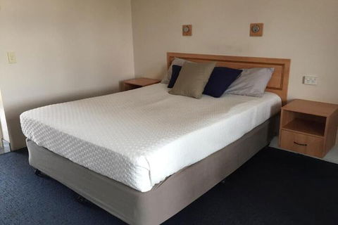 Banana Hotel Motel - Accommodation BNB 2