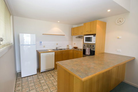 Lorne Ocean Sun Apartments - Accommodation BNB 3
