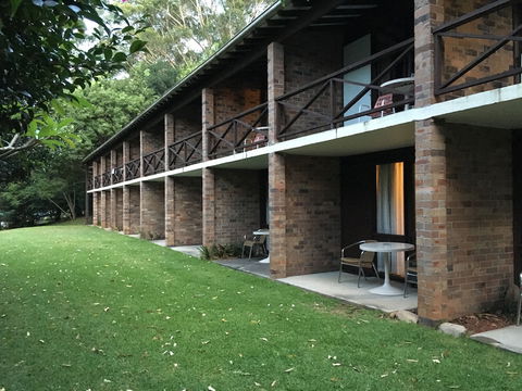 Avoca Beach Hotel - Accommodation BNB 1