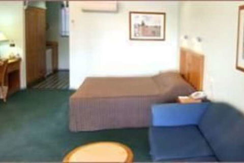 Young Federation Motor Inn - Accommodation BNB 4