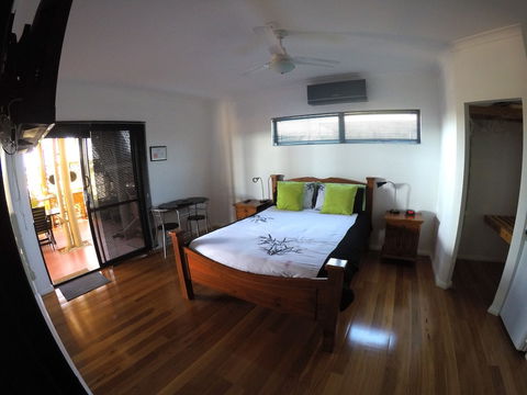On The Deck @ Shark Bay - Accommodation BNB 1