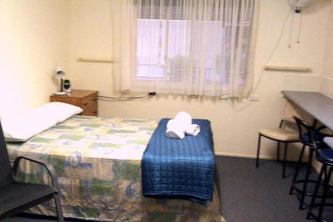 Affordable Gold City Motel - Accommodation BNB 2