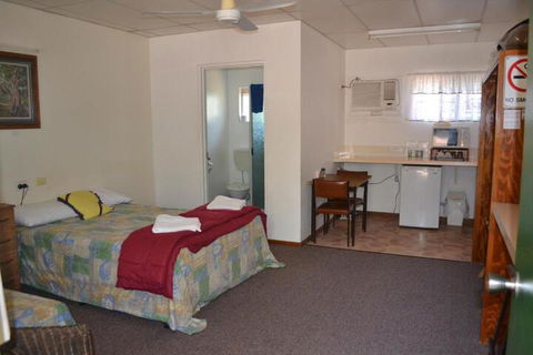 Affordable Gold City Motel - Accommodation BNB 3