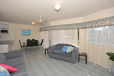 Jade Waters Holiday Apartments - Accommodation BNB 0