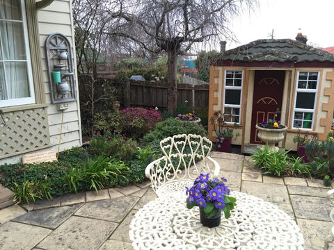 Ellies Place On City Park - Accommodation BNB 3