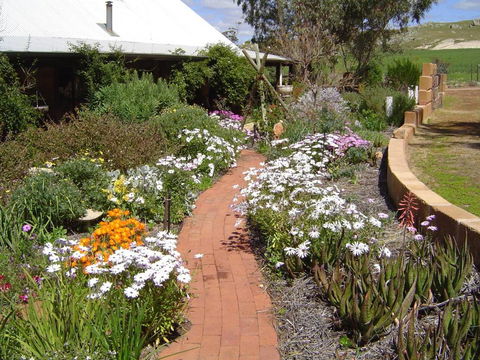 Hillside Country Retreat - Accommodation BNB 1