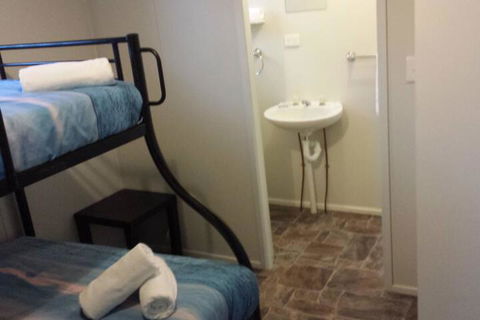 Bushchooks Travellers Village - Accommodation BNB 1