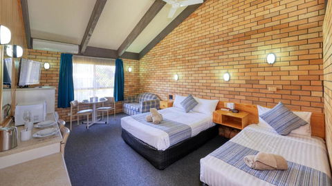 All Travellers Motor Inn - Accommodation BNB 6