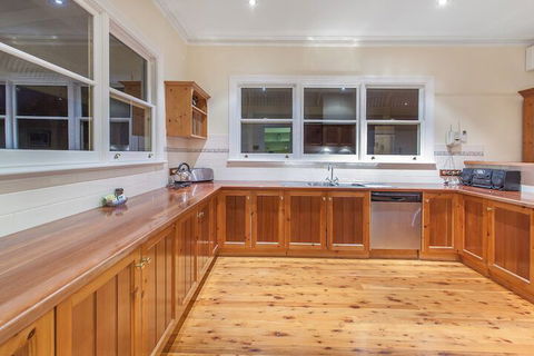 Hopkins River Homestead - Rejuvenate Stays - Accommodation BNB 5