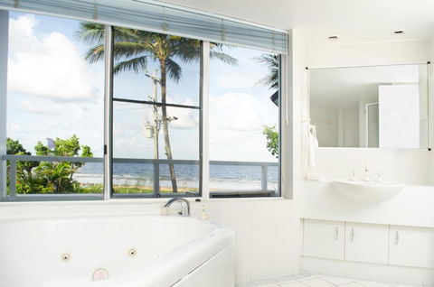 Ulysses 1 - Accommodation BNB 4