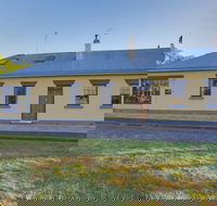 White's Corner - Accommodation BNB