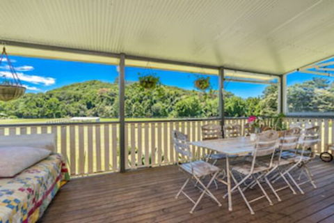 Escape To Baileys On Fernleigh - Accommodation BNB 0